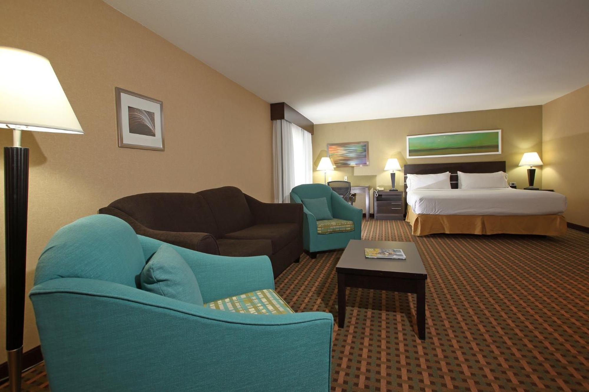 Holiday Inn Express Hotel & Suites Vernon By Ihg Eksteriør billede